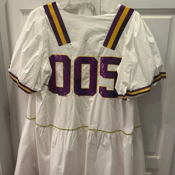 knee length plus size dress Elegant Sweetheart Short Sleeves White Knee Length Plus Size Dress
